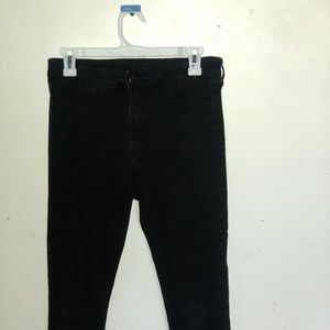 Black skinny jeans